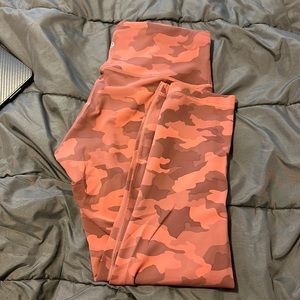 Lululemon Wunder Train